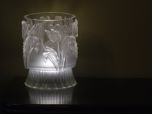 Load image into Gallery viewer, Tulip IOD Mould
